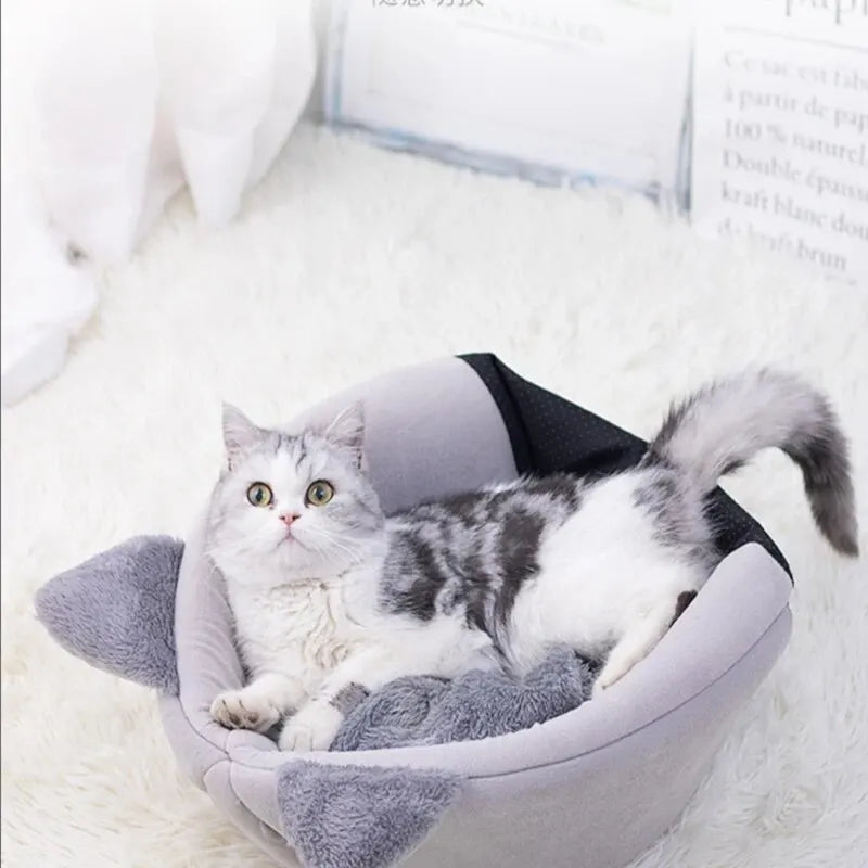 Cat Head Cozy Cat House